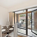 Central London 2 Bed Apt City Centre
