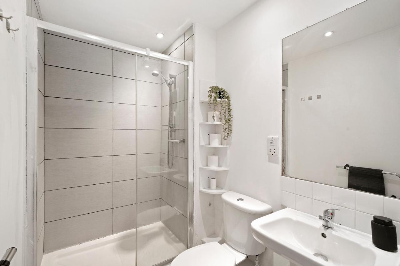 2 Bed Centre London